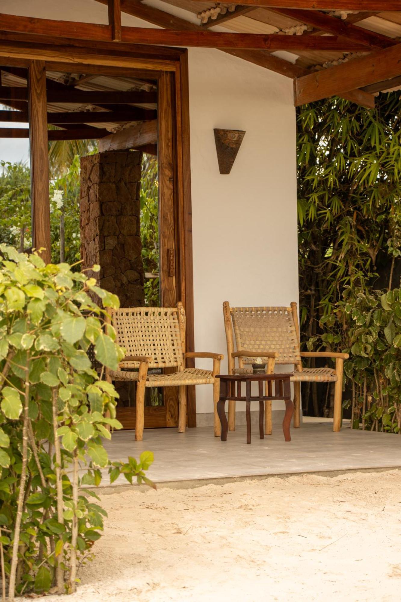 Mvuvi Boutique Resort Kiwengwa  Kamer foto