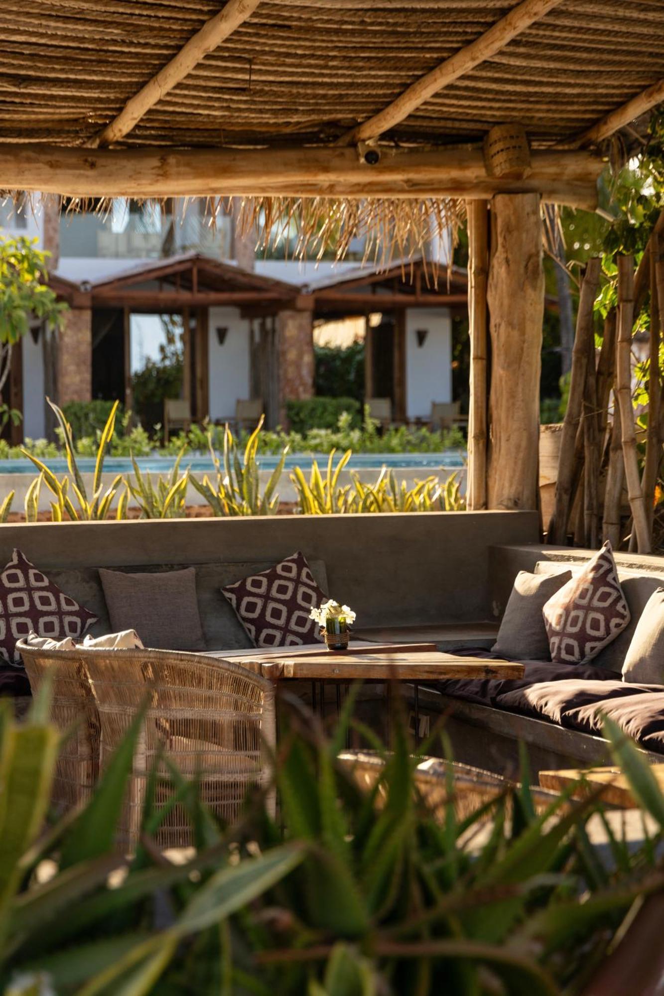 Mvuvi Boutique Resort Kiwengwa  Buitenkant foto