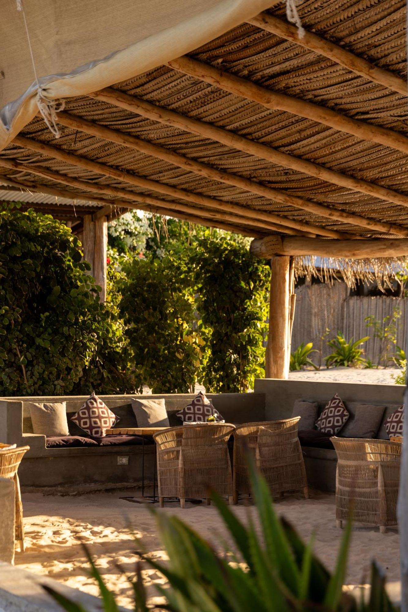 Mvuvi Boutique Resort Kiwengwa  Buitenkant foto